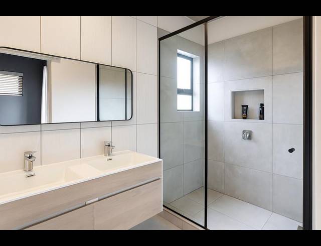 2 BEDROOM PROPERTY TO RENT IN WATERKLOOF PARK